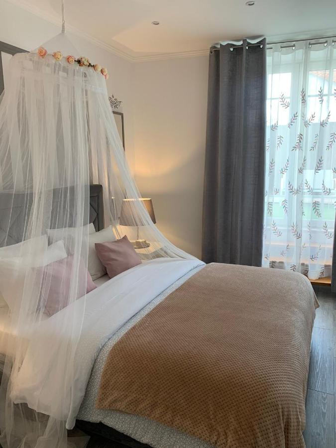 Largo Da Rainha, Guesthouse Merciana Zewnętrze zdjęcie